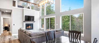 Secluded home with deck, grill, hot tub, fireplace, private beach, & W/D