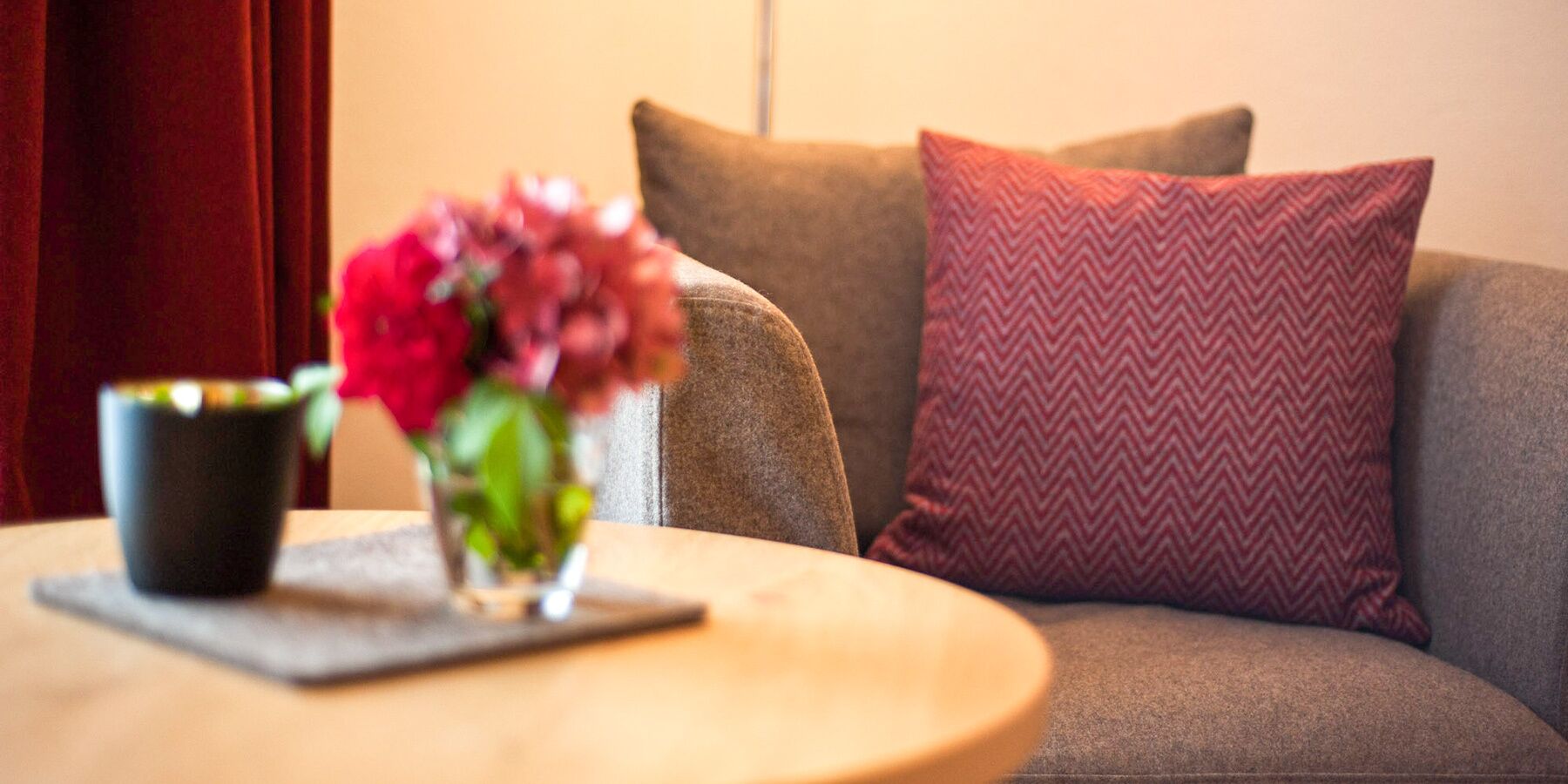 Comfort-rum | Sängtillbehör av högsta kvalitet, duntäcken och minibar