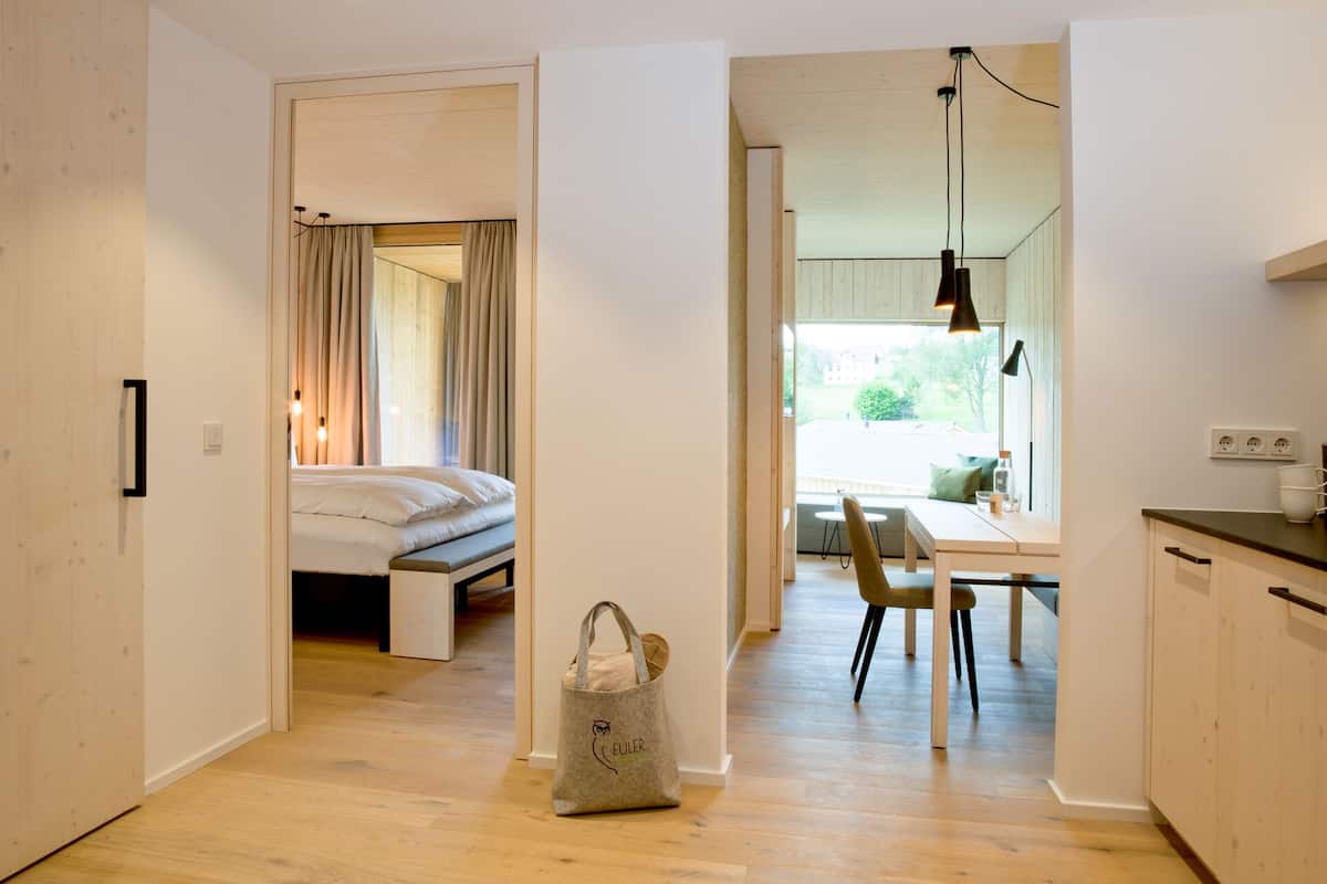 Premium bedding, down duvets, minibar, in-room safe