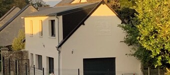 Le franc Palais House, Beautiful new house with terrace and garden
