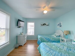 5 Schlafzimmer, Bügeleisen/Bügelbrett, Reisekinderbett, WLAN