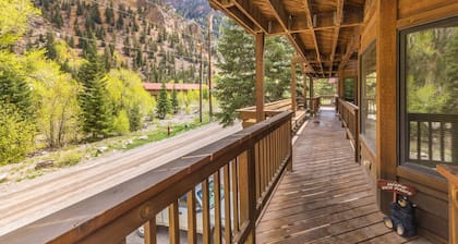 Mountain Views-Across from River Walk Trail-Pet-friendly