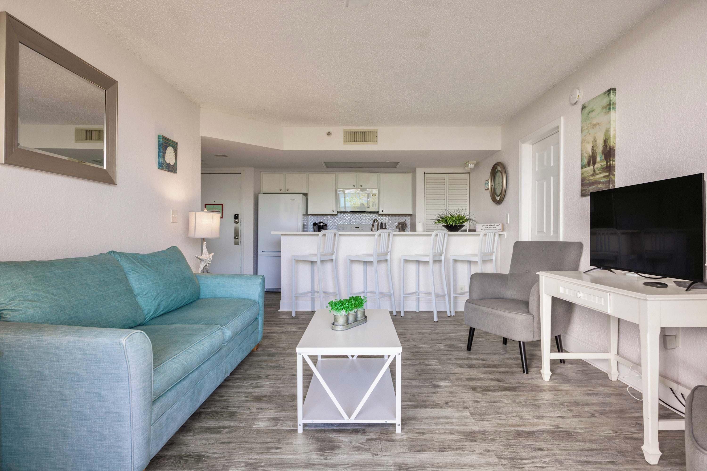 テレビ、書斎 / ワークスペース