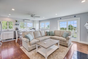 TV, peis og DVD-spiller