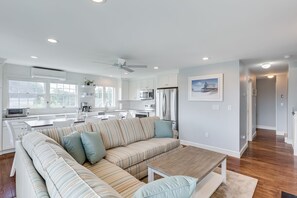 TV, peis og DVD-spiller