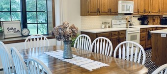 Stay in the heart of Amish country. Close to many popular attractions,