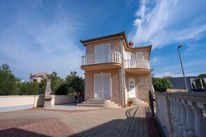 Exterior - Apartments Pavlakovic 1 (Sveti Filip i Jakov)