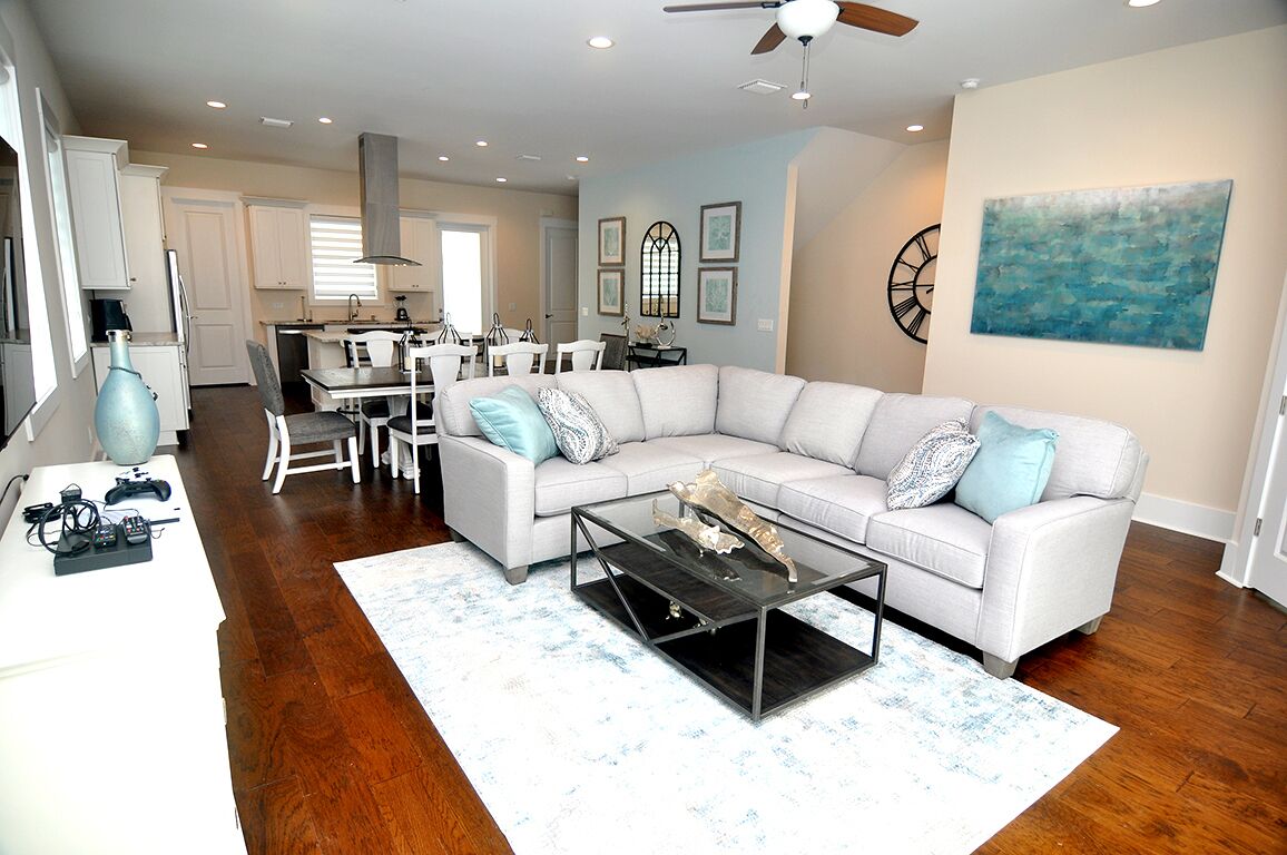 mira vista townhomes