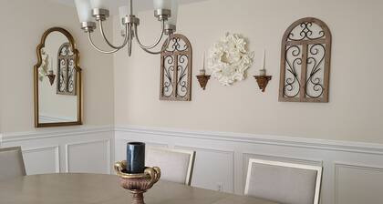 Beautiful brick home located 25 minutes from local river and North Myrtle Beach