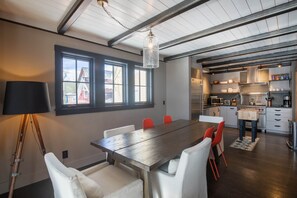 تناول الطعام