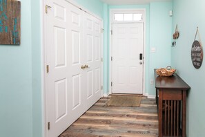 Interior - Seaclusion Near Bethany Beach (Ocean View)