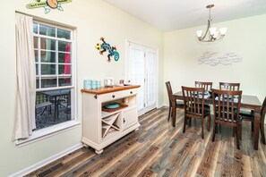 Dining - Seaclusion Near Bethany Beach (Ocean View)