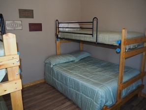 1 bedroom, free WiFi, bed sheets - NEW!  Village of Hope - Cabin #10 (Ava)