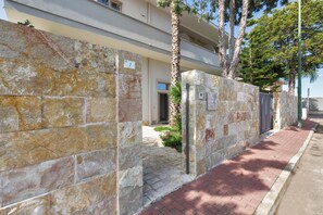 Exterior detail - 2106 B&B Le Radici Del Salento - Camera Matrimoniale (San Pancrazio Salentino)