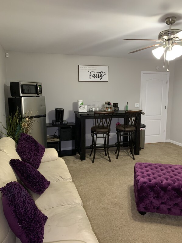 电视、音乐库、影片库、立体声音响