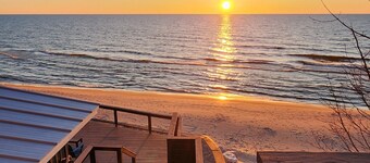 Closest Cottage to Lake Michigan for Miles!