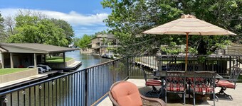 The Gathering Place on Lake LBJ, Waterfront Home on a Quiet Cove!
