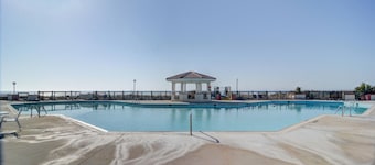 OCEANFRONT 2 BEDROOM 2 BATH CONDO