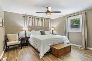 4 bedrooms, iron/ironing board, travel cot, free WiFi