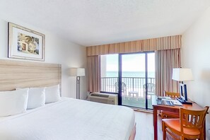 Iron/ironing board, internet, bed sheets