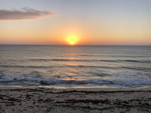 بالقرب من الشاطئ، مناشف للشاطئ