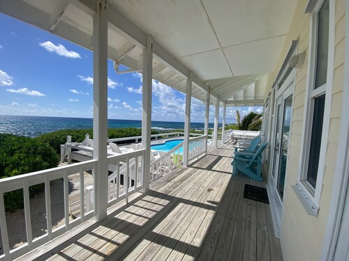 Barefoot Beach - oceanfront beach house w/ private beach, sunrise & sunset views
