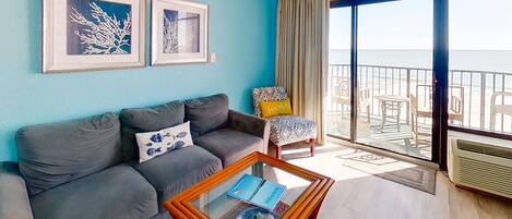 Televisión, reproductor de DVD y videoteca