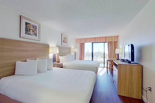 Bügeleisen/Bügelbrett, Internetzugang, Bettwäsche