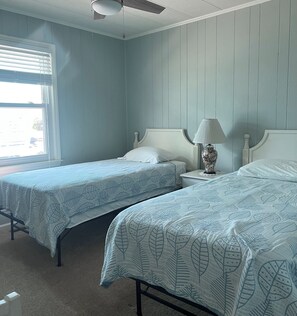 4 bedrooms, free WiFi, bed sheets