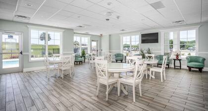 Lighthouse Suites - Best Western Signature Collection