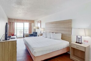 Iron/ironing board, Internet, bed sheets