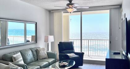 This is the one! Beachfront 3BR-Gulf-Front Master Suite & Balcony @ Majestic