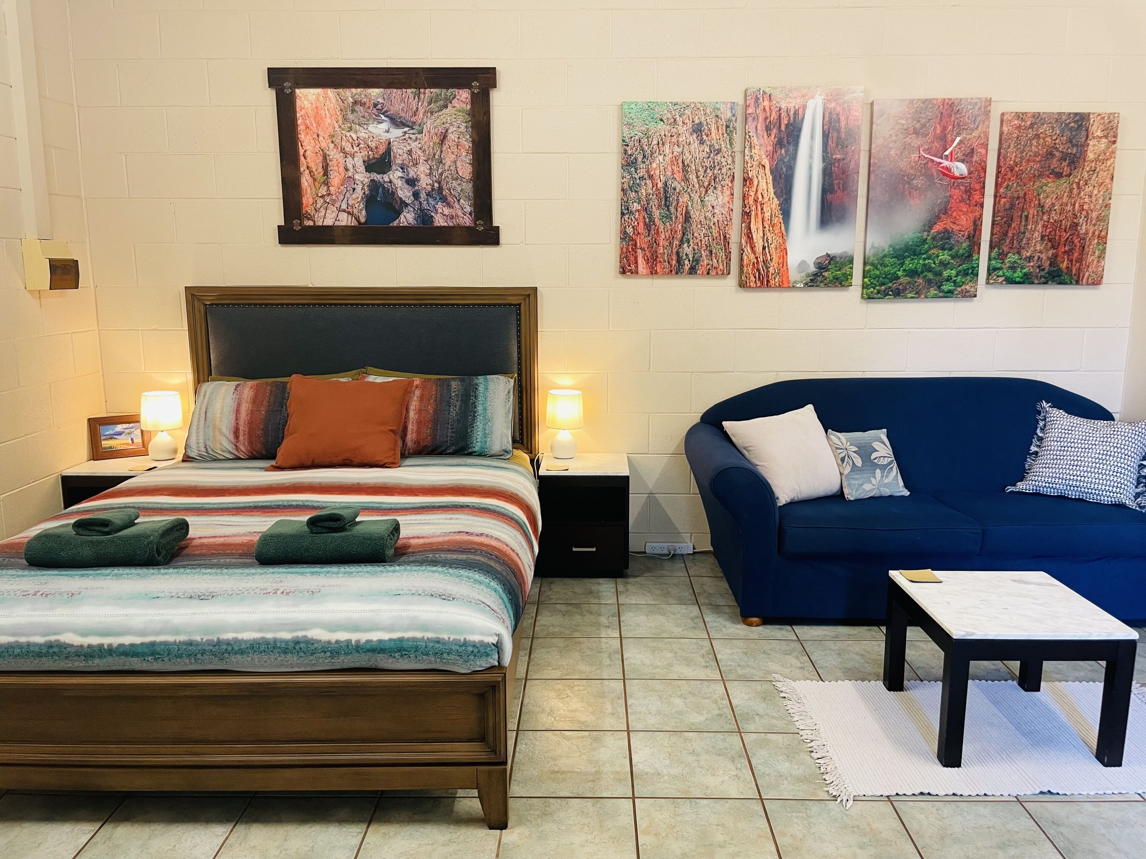 1 dormitorio, tabla de planchar con plancha, wifi gratis y ropa de cama