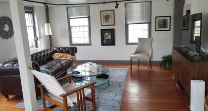 Enjoy a taste of New England in Historic Guilford Ct