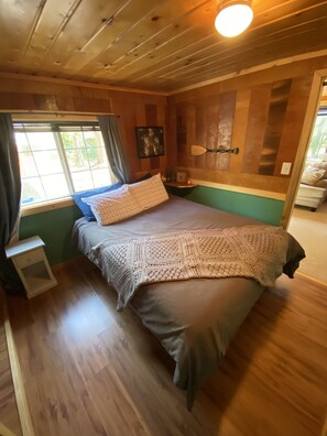 3 dormitorios, cuna de viaje, wifi gratis y ropa de cama