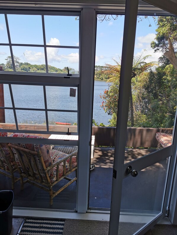 Interior - With the lake on your doorstep, BEACH 2 minutes away and river swimming hole . (Opunake)