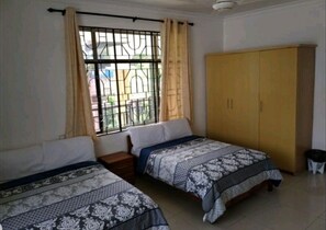 5 chambres, fer et planche Ă repasser, Wi-Fi, draps fournis