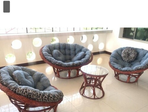 Elegant Living in Bunju near Beach