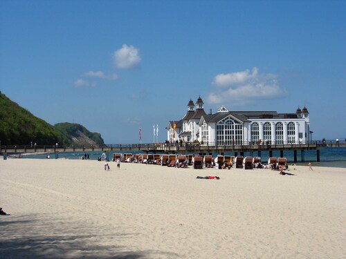03 Ferienwohnung Ida mit Balkon und Strandkorb - Appartementhaus Ida im