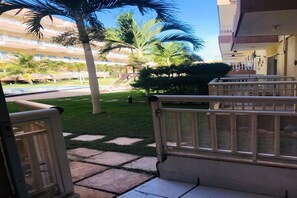 Property grounds - Beautiful Property for Rent (CE)