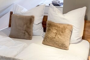 2 chambres, lit parapluie, Wi-Fi, draps fournis