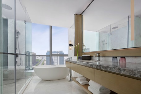 Executive Suite, 1 Bedroom, City View | Bathroom | Separate bathtub and shower, hydromassage showerhead. Baotou Marriott Hotel