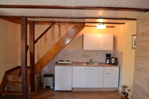 Geladeira, cafeteira/chaleira