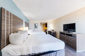 Iron/ironing board, Internet, bed sheets