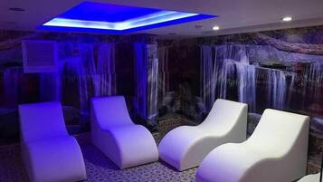 Salas de tratamiento para parejas, sauna y baño de vapor