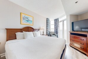 2 bedrooms, iron/ironing board, Internet, bed sheets