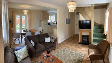 Smart TV, fireplace, video games, DVD player