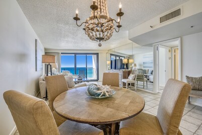 Amazing Views @ Beachside 2 | Beachfront Getaway| Resort Access| Close to Baytowne