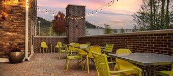 北康威 希爾頓惠庭套房飯店