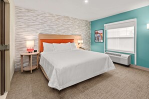 Suite, 1 slaapkamer, niet-roken | Een kluis op de kamer, een bureau, een laptopwerkplek